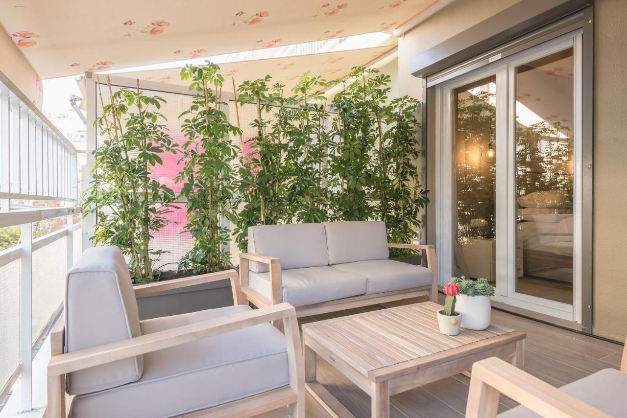Beautiful & Renovated Aprtm In Piraeus Exterior photo