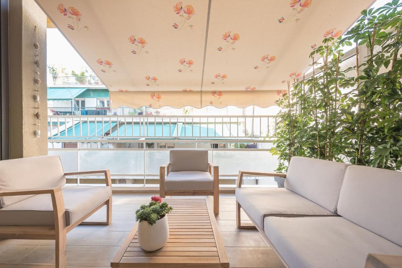 Beautiful & Renovated Aprtm In Piraeus Exterior photo